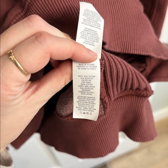 Aerie burgundy sweatshirt medium - Picture 6 of 6